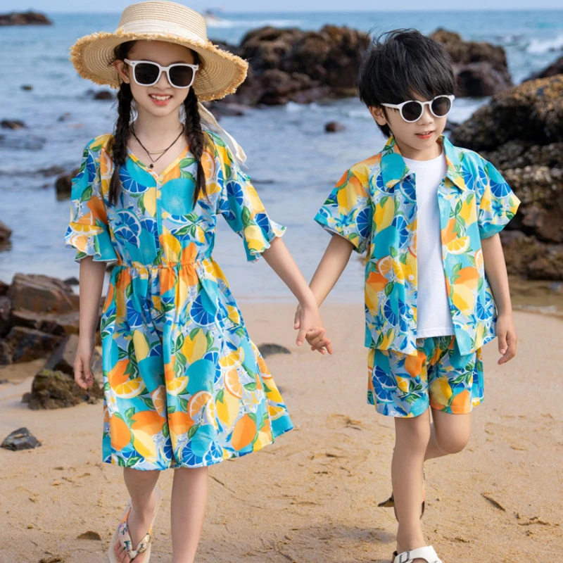 Vacation Area Couple Look Pare - Summer Clothing Looks reseña y precio
