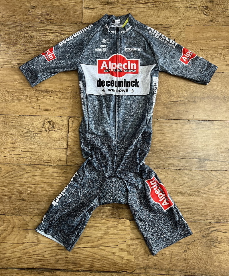 LASER CUT Skinsuit 2025 Alpeci - Summer Clothing Material reseña y precio
